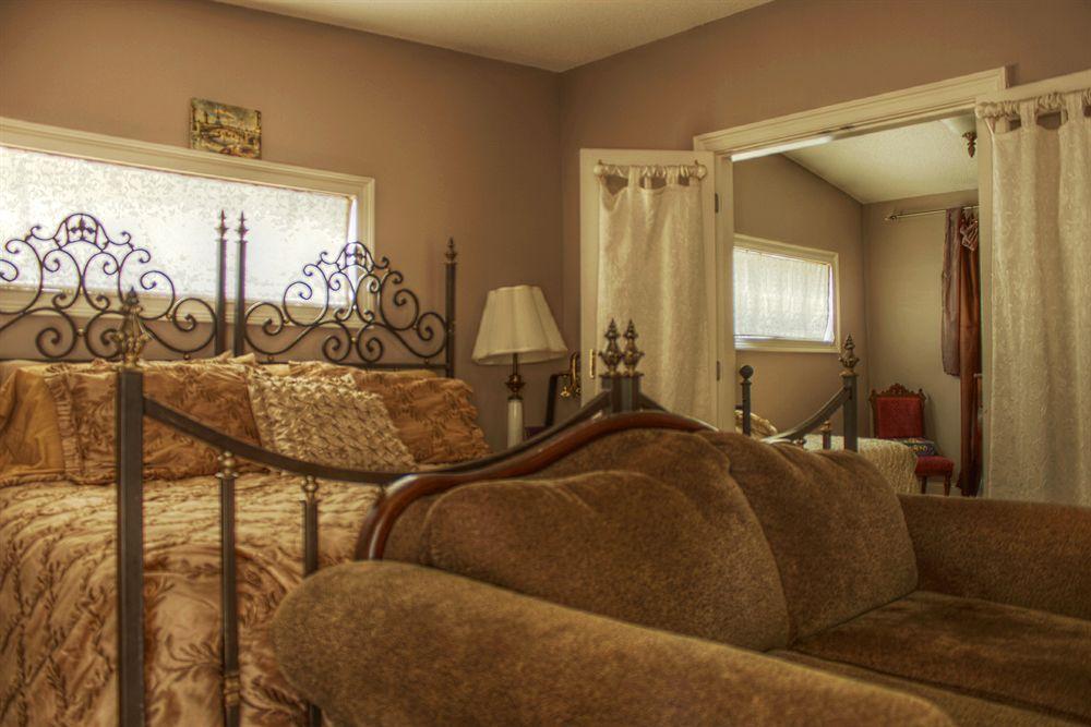 Naomi'S Inn Bed & Breakfast Springfield Esterno foto