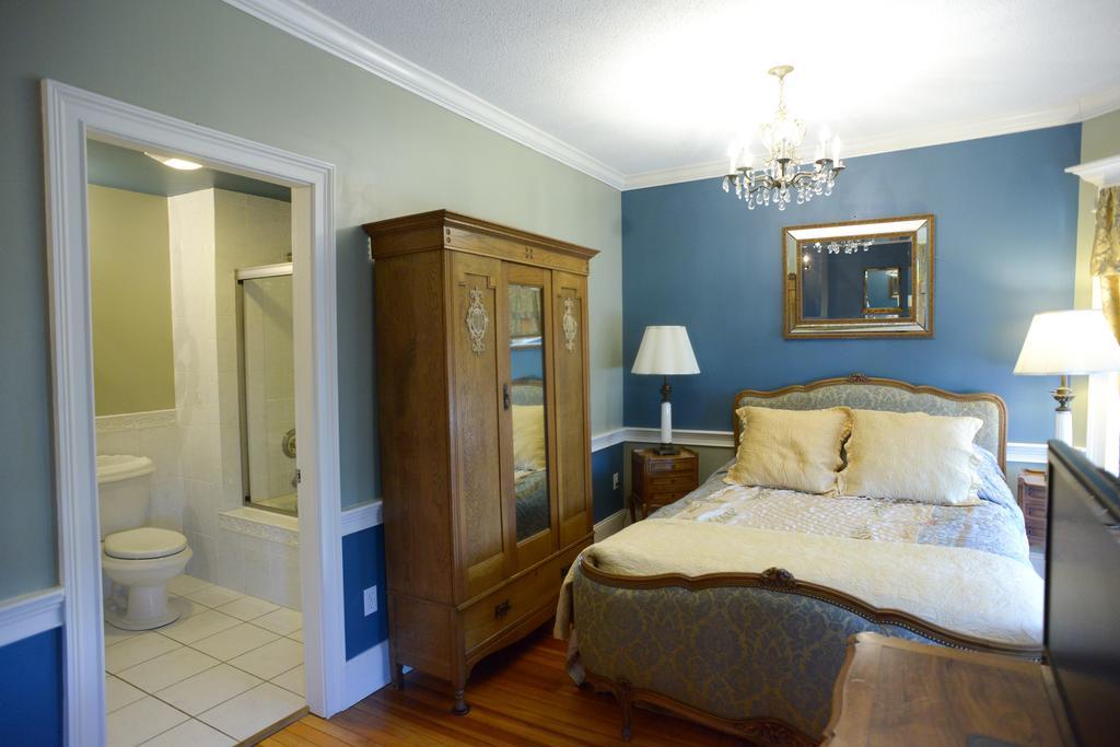 Naomi'S Inn Bed & Breakfast Springfield Esterno foto