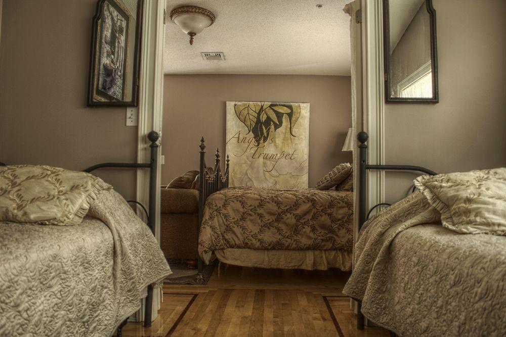 Naomi'S Inn Bed & Breakfast Springfield Esterno foto