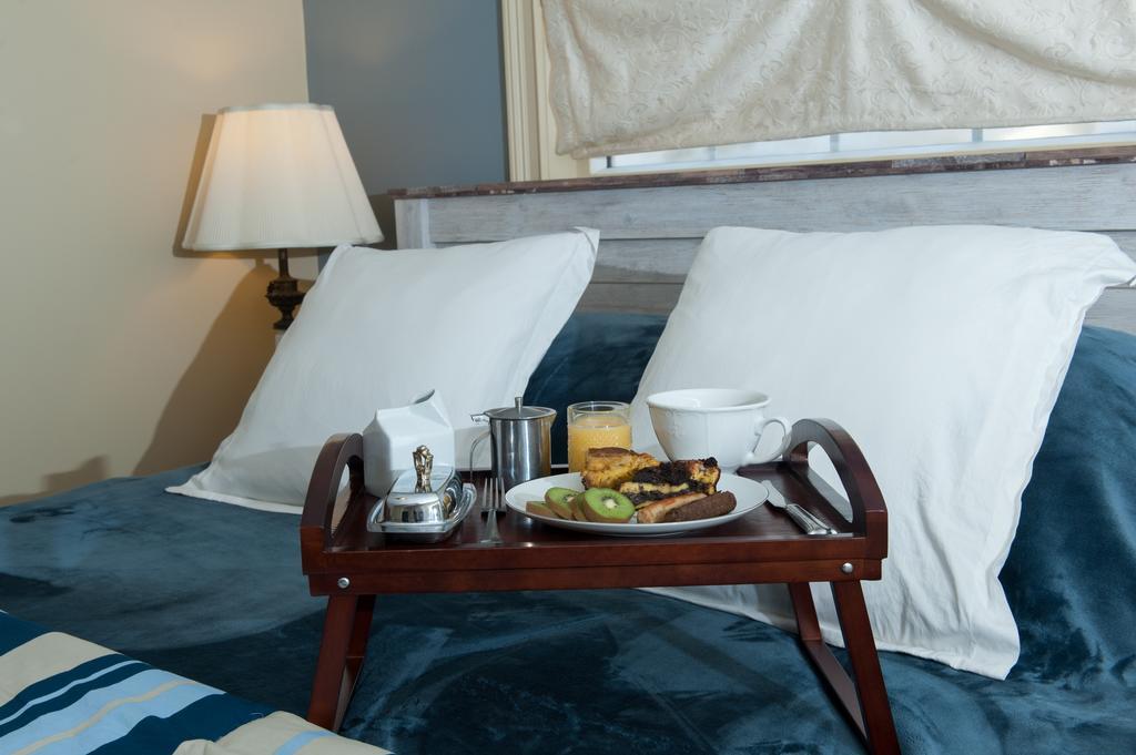 Naomi'S Inn Bed & Breakfast Springfield Esterno foto