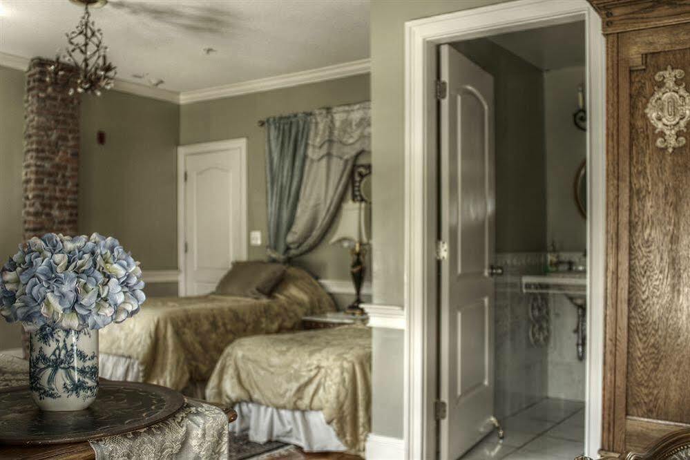 Naomi'S Inn Bed & Breakfast Springfield Esterno foto