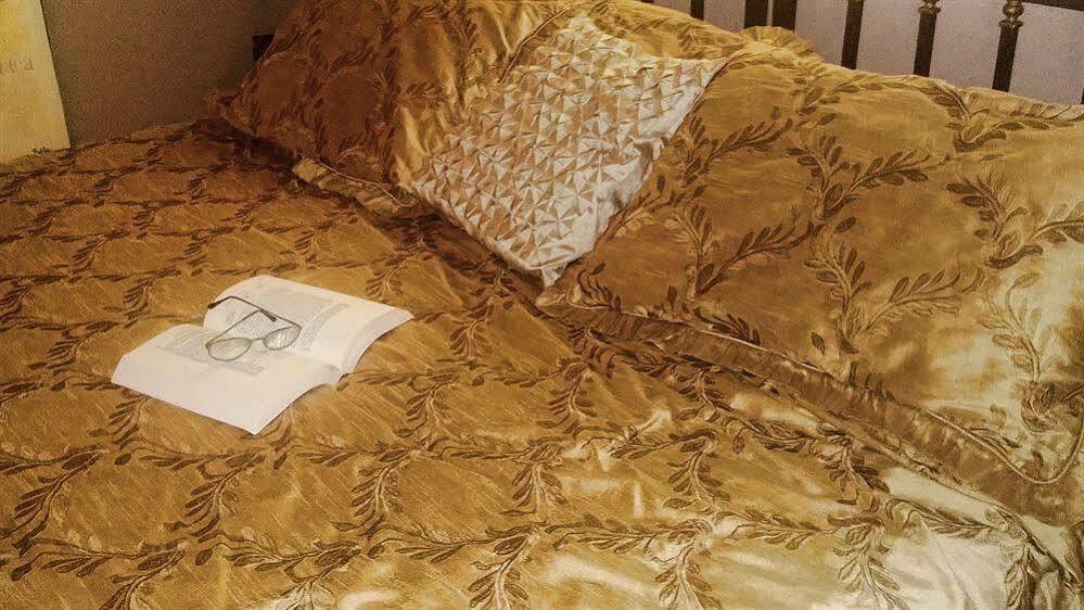 Naomi'S Inn Bed & Breakfast Springfield Esterno foto